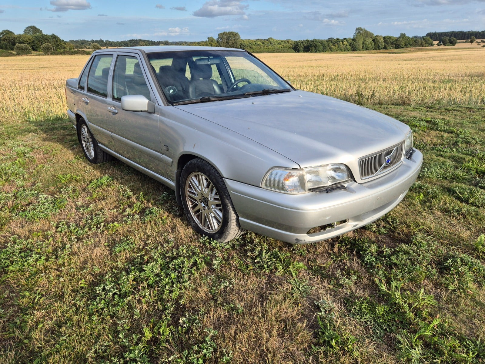 Sølv Volvo S70 fra 2000