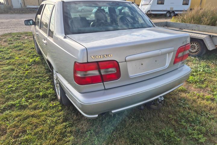 Sølv Volvo S70 fra 2000