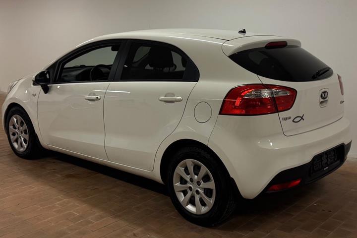 undefined Kia Rio fra 2014