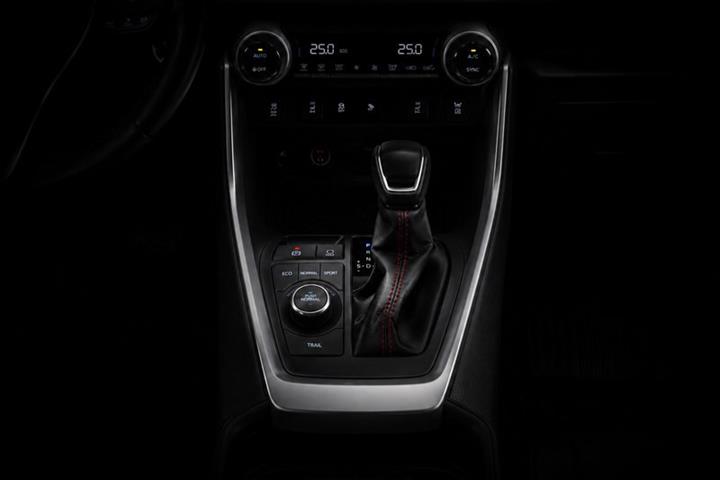 undefined Toyota RAV4 Plug in fra 2021