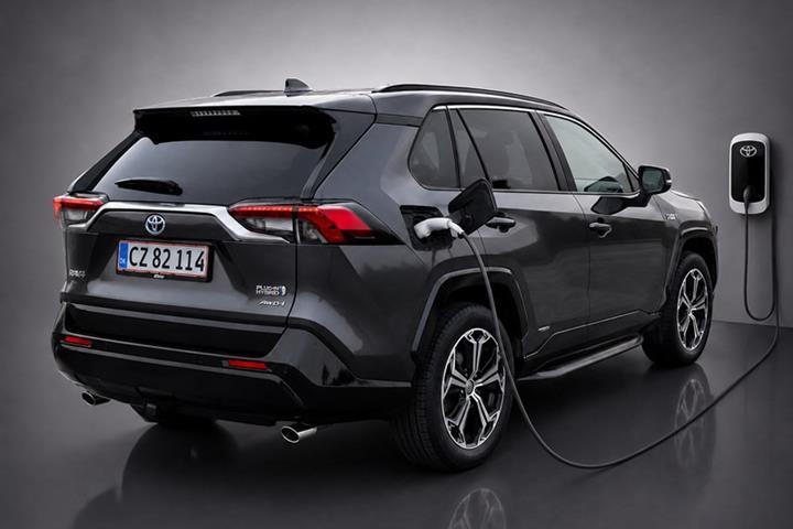 undefined Toyota RAV4 Plug in fra 2021