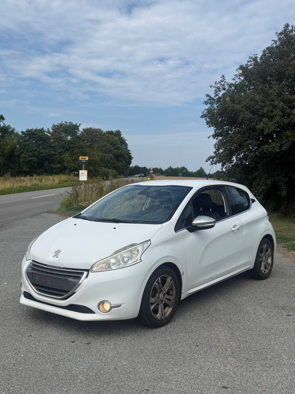 undefined Peugeot 208 fra 2012