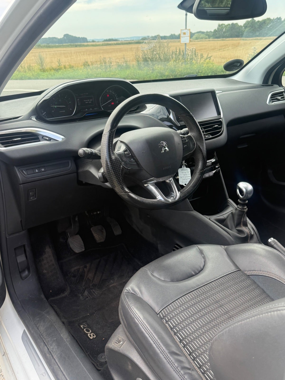 undefined Peugeot 208 fra 2012