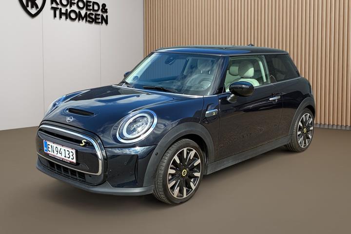 Sort Mini Cooper fra 2022 set udefra
