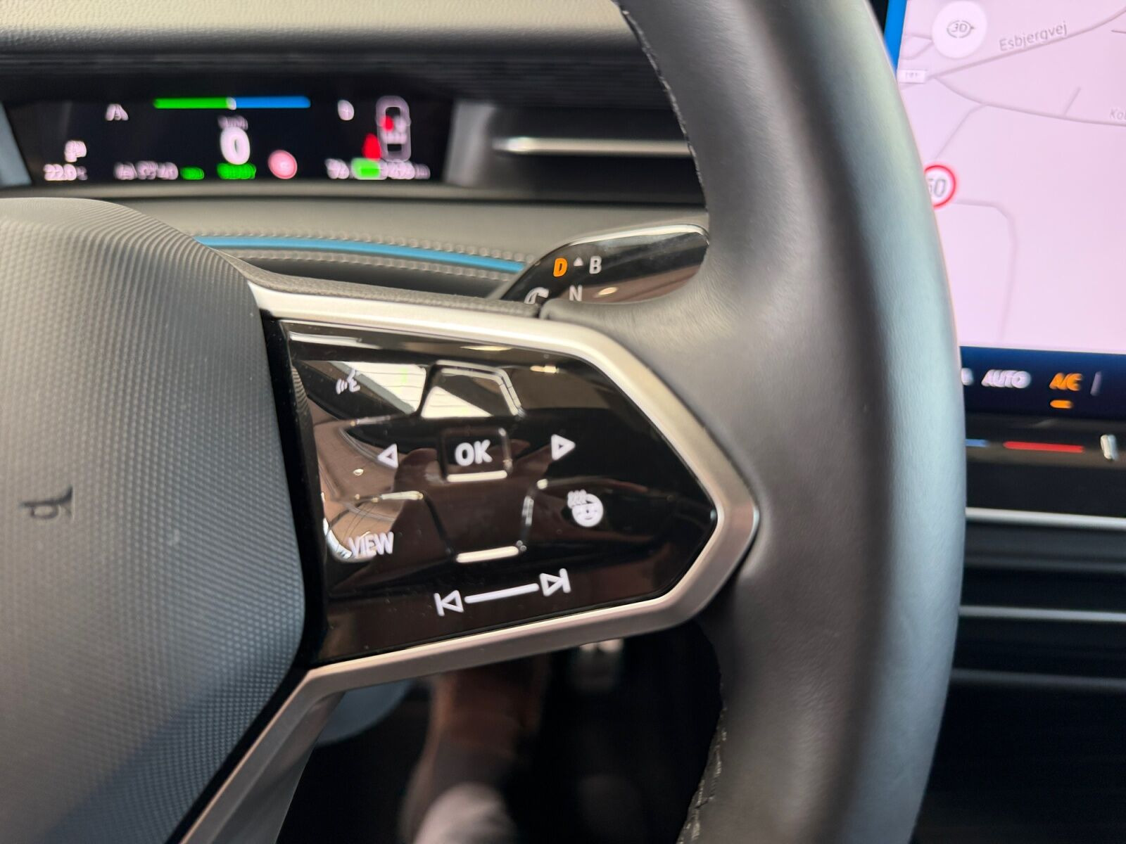 Blå VW ID.7 fra 2025
