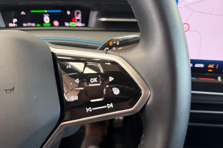 Blå VW ID.7 fra 2025