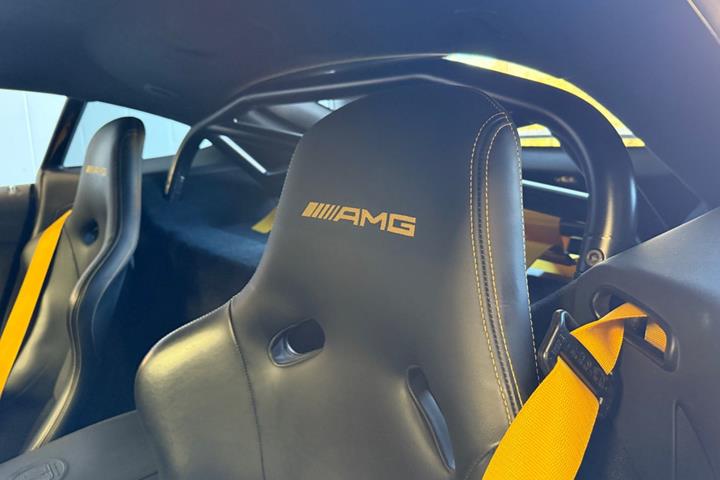 Grøn Mercedes AMG GT R fra 2020