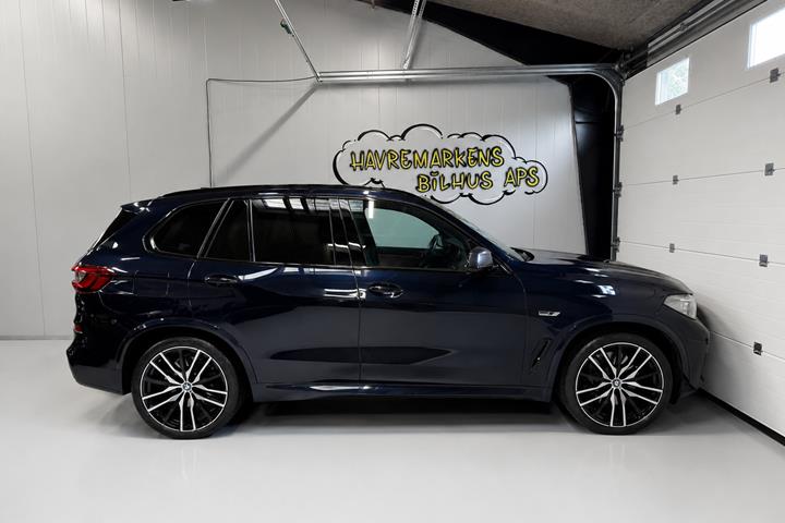 undefined BMW X5 fra 2022