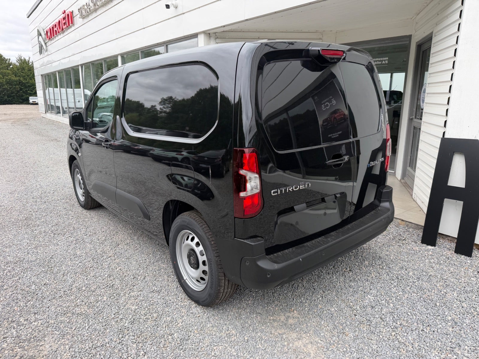 Sort Citroën ë-Berlingo fra 2026