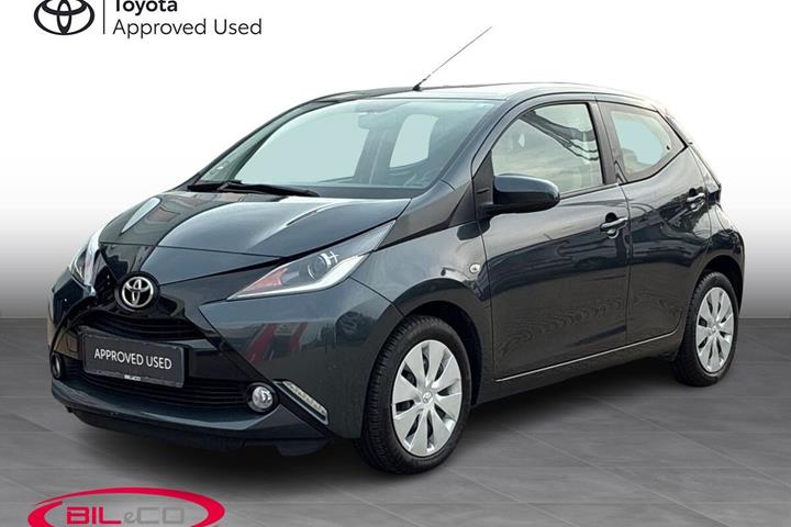 Grå Toyota Aygo fra 2014