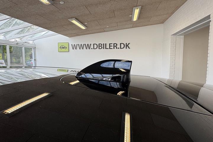 Grå Ford Mustang Mach-E fra 2023