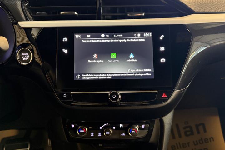 Sort Opel Corsa-e fra 2024