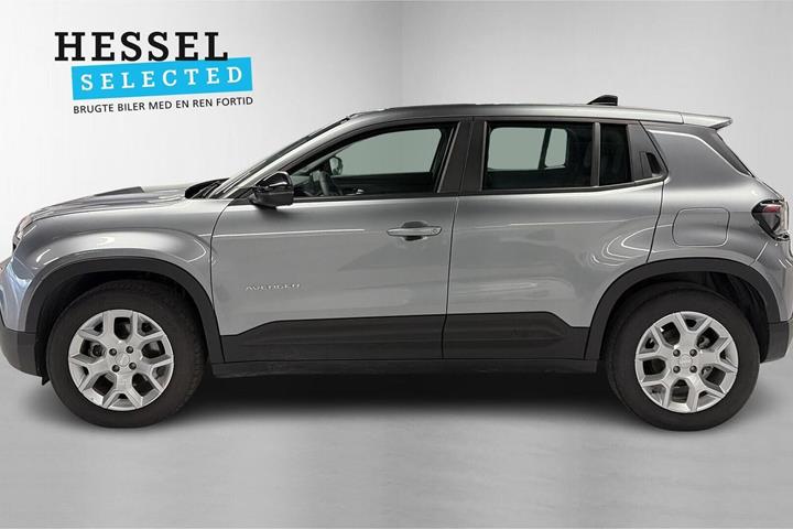 Grå Jeep Avenger fra 2025