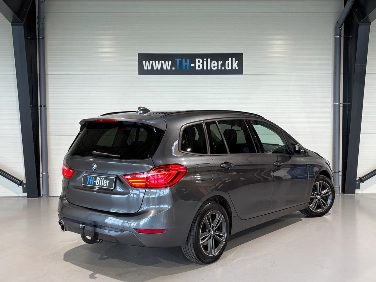 undefined BMW 216i fra 2019