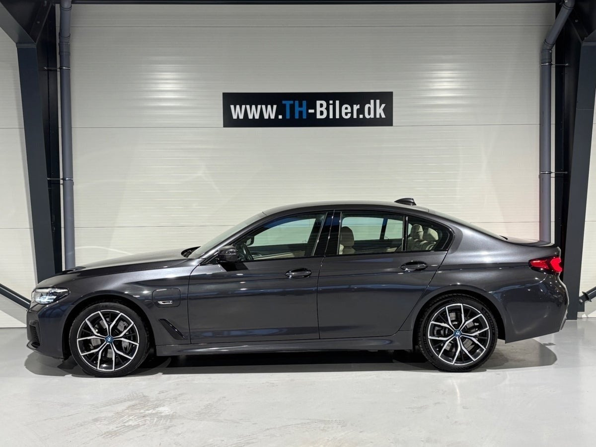 undefined BMW 545e fra 2022