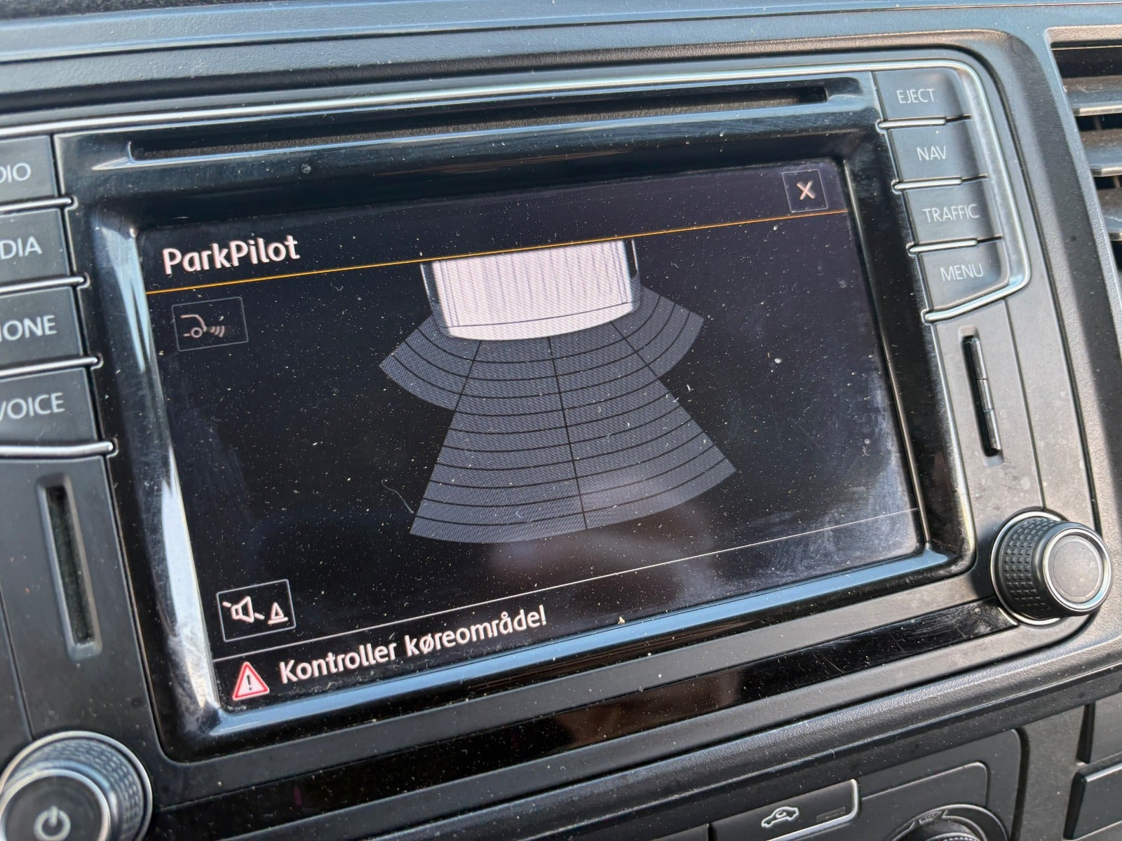 Sølv VW Transporter fra 2012