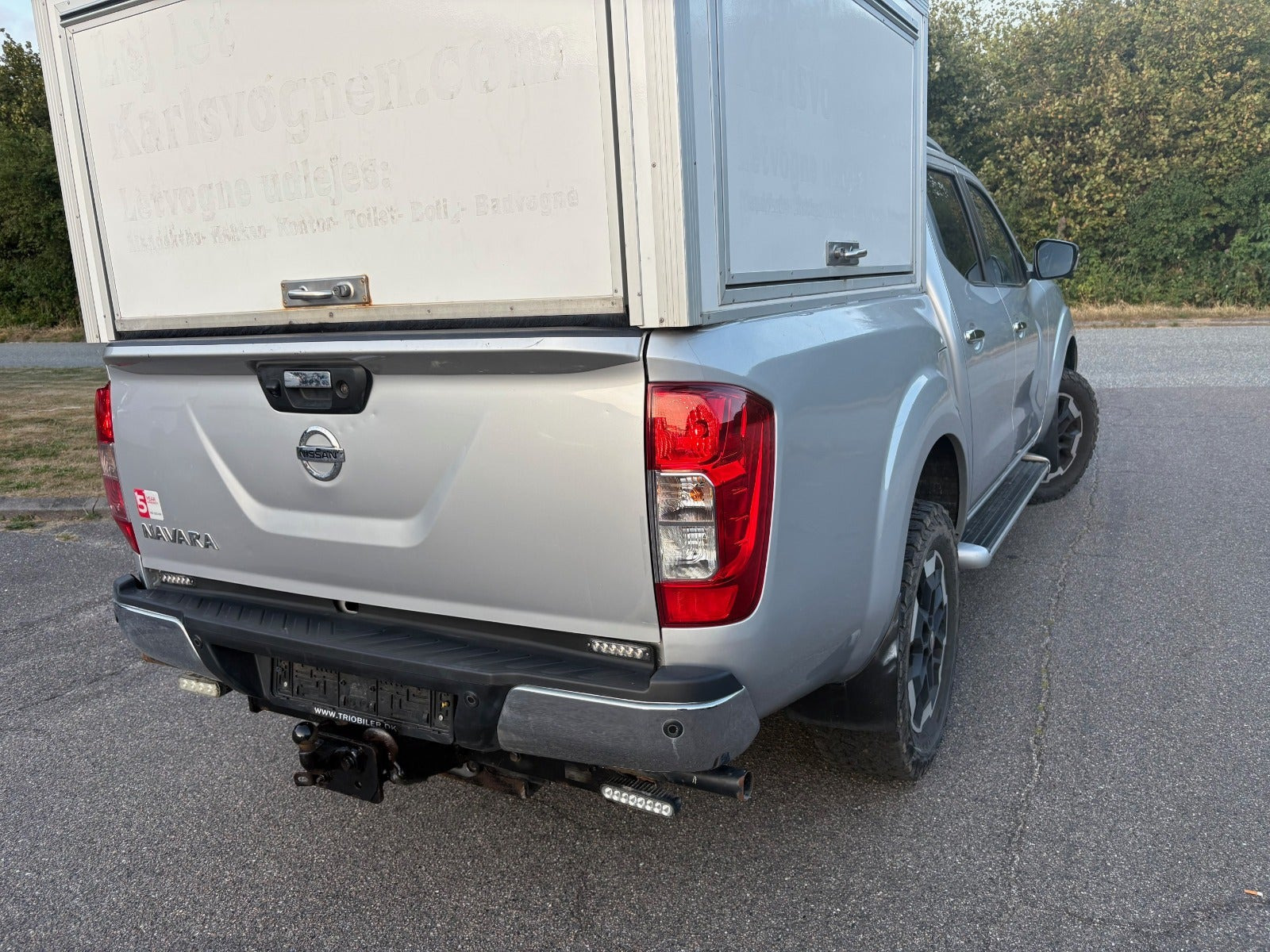 Sølv Nissan Navara fra 2021