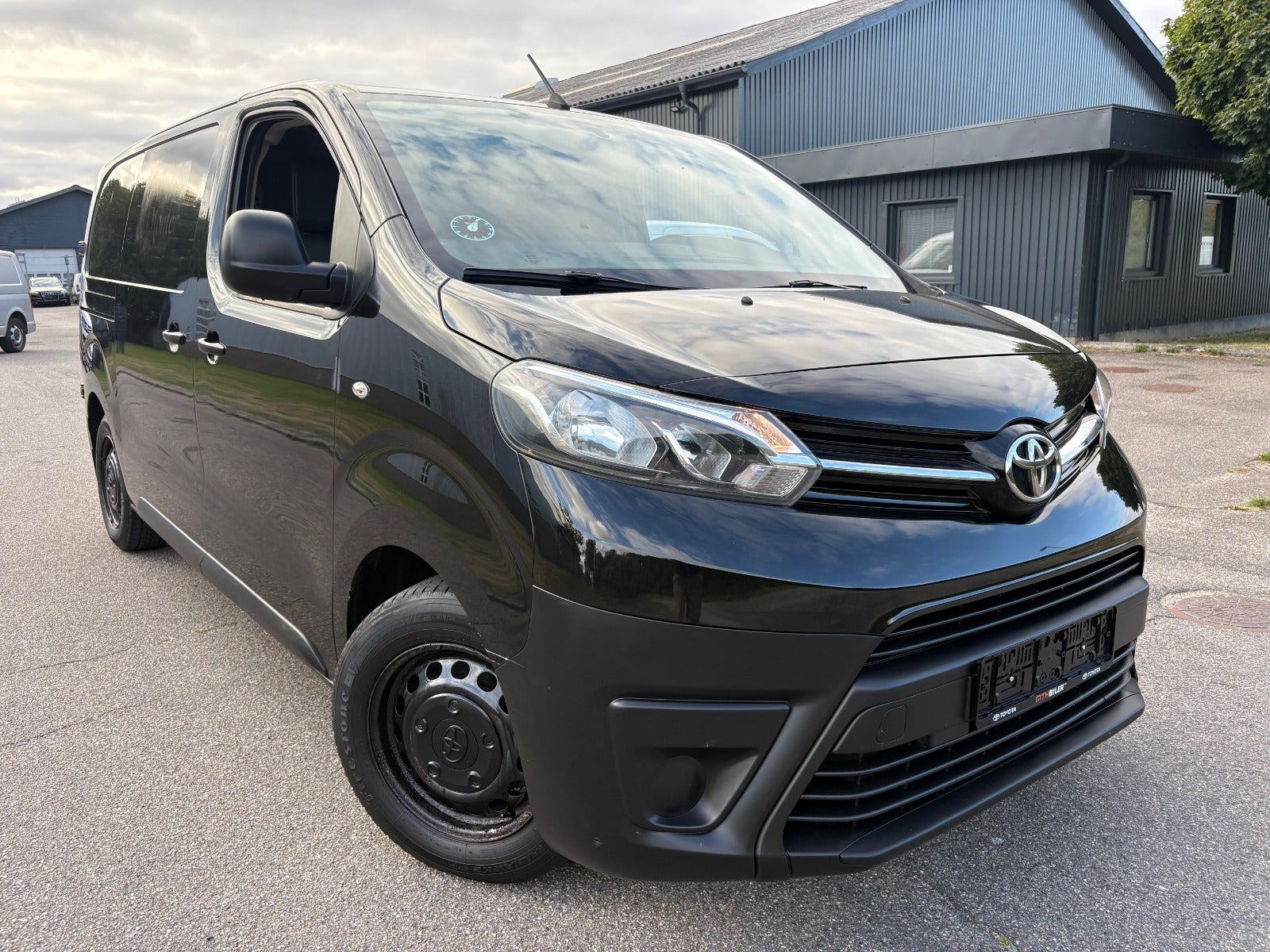 Toyota ProAce 2,0 D 120 Medium Comfort