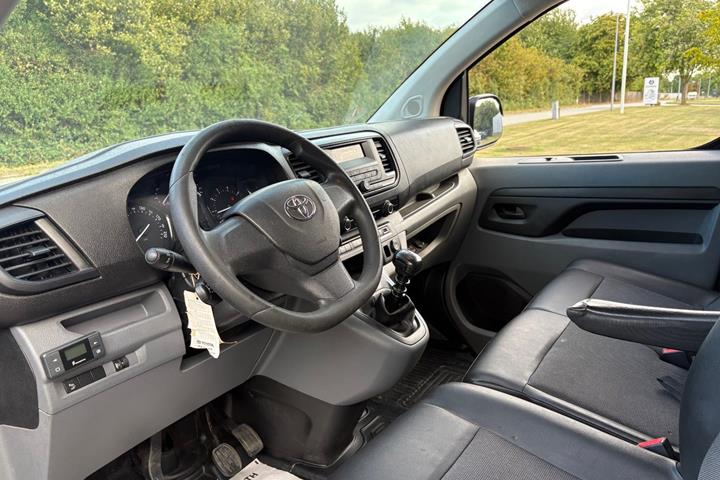 Sort Toyota ProAce fra 2018