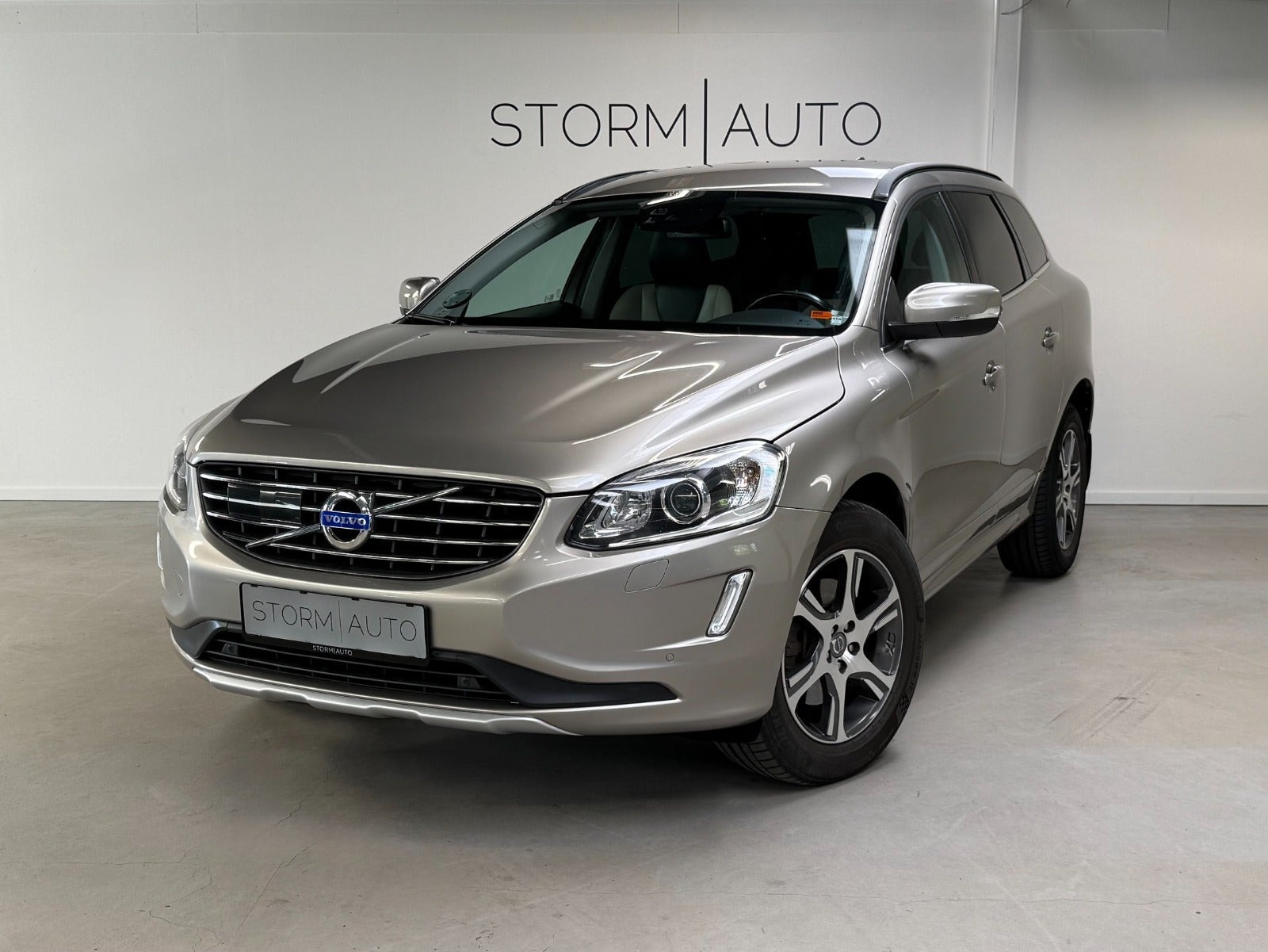 Volvo XC60 2,4 D4 190 Momentum aut. AWD