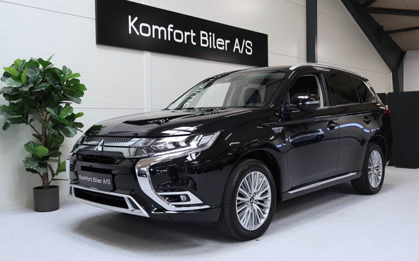 Mitsubishi Outlander 2,4 PHEV Intense CVT 4WD