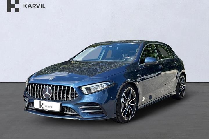 Blå Mercedes A35 fra 2020