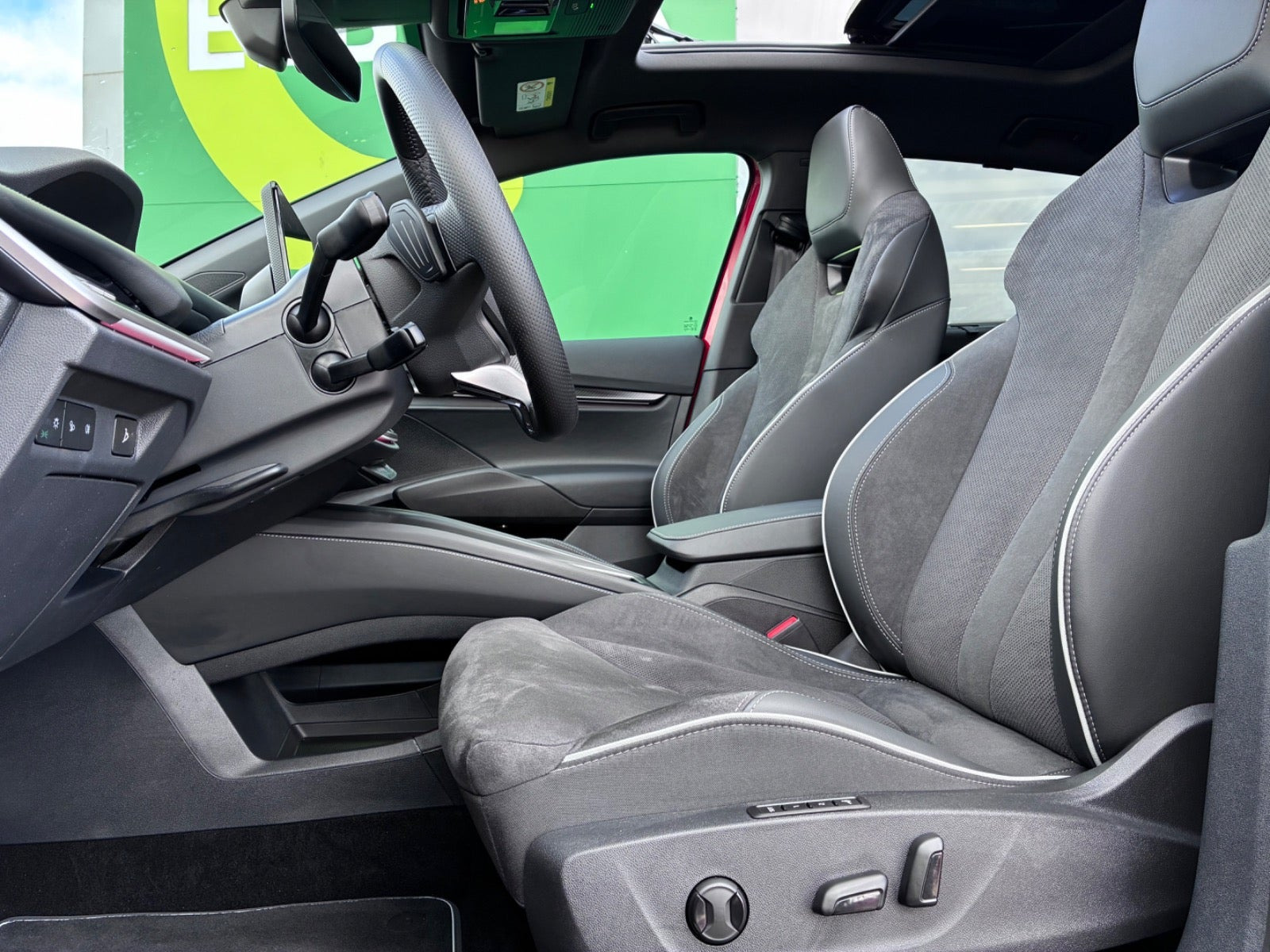 Rød Skoda Enyaq fra 2026
