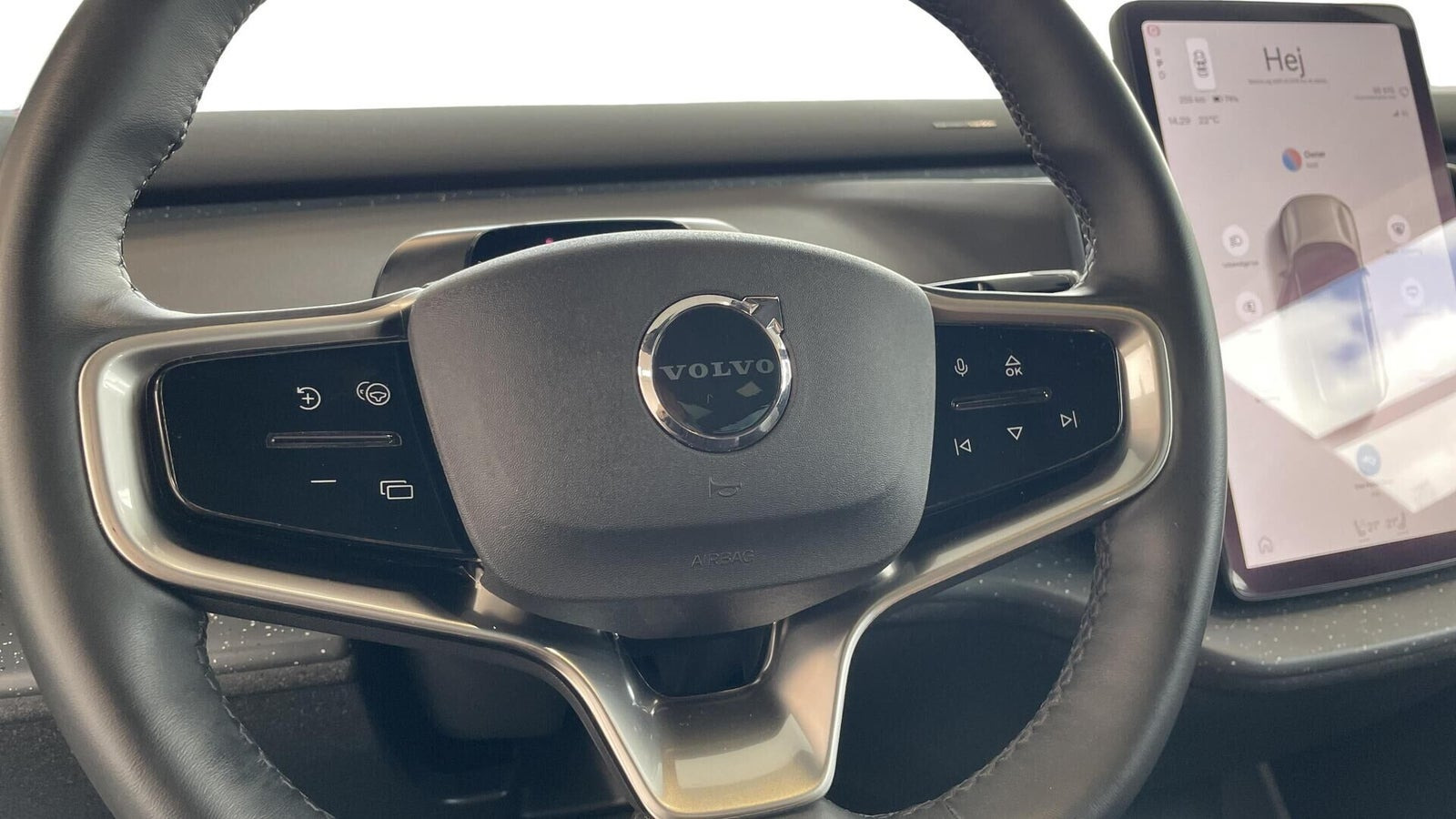 Blå Volvo EX30 fra 2024