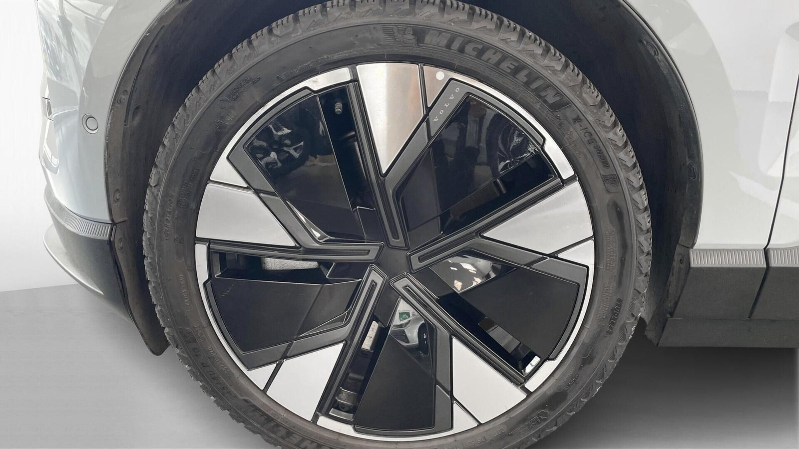 Blå Volvo EX30 fra 2024