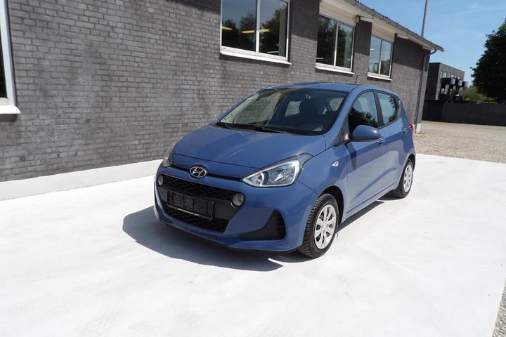 Blå Hyundai i10 fra 2017