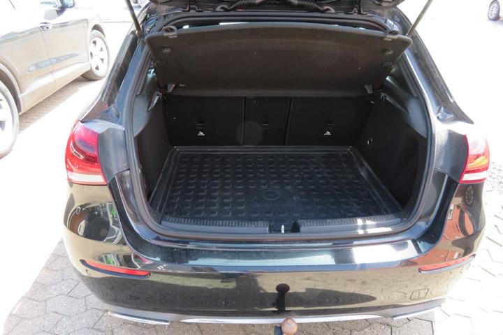 Sort Mercedes A200 fra 2018