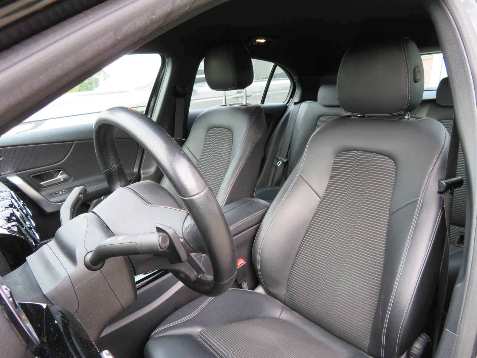 Sort Mercedes A200 fra 2018
