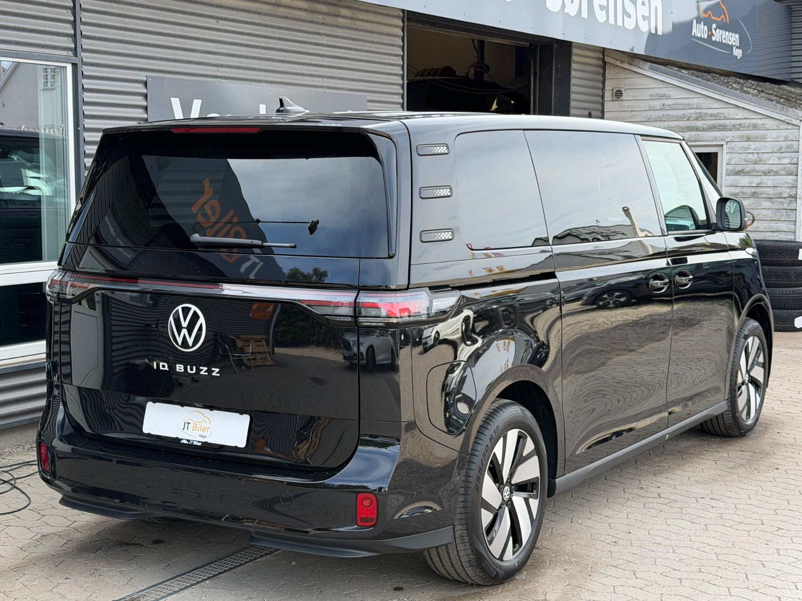 Sort VW ID.Buzz fra 2026