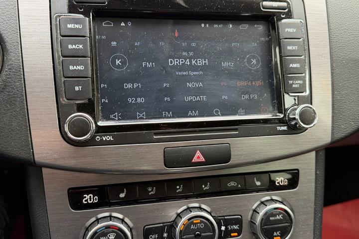 Sort VW Passat fra 2013