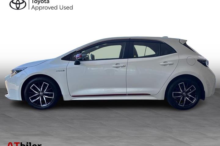 Hvid Toyota Corolla fra 2019