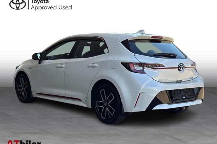 Hvid Toyota Corolla fra 2019
