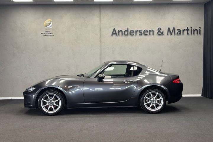 Grå Mazda MX-5 fra 2017
