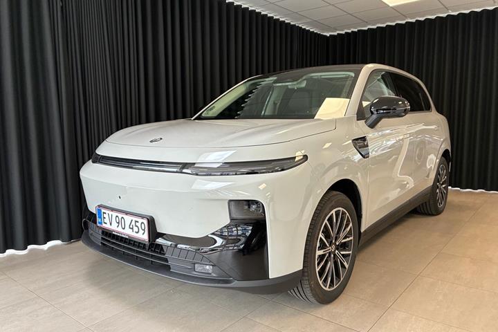 Grå Leapmotor B10 fra 2026