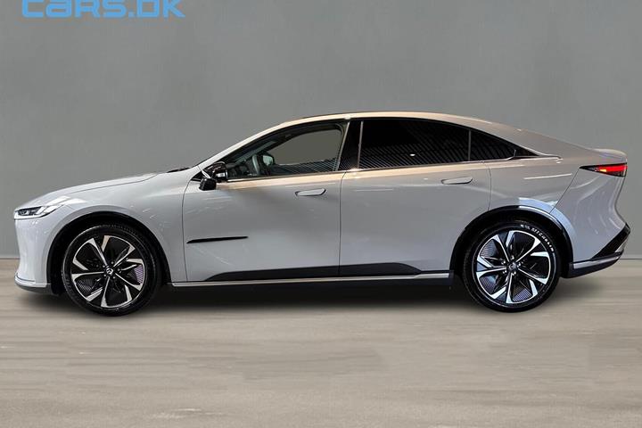 Grå Mazda 6e fra 2026