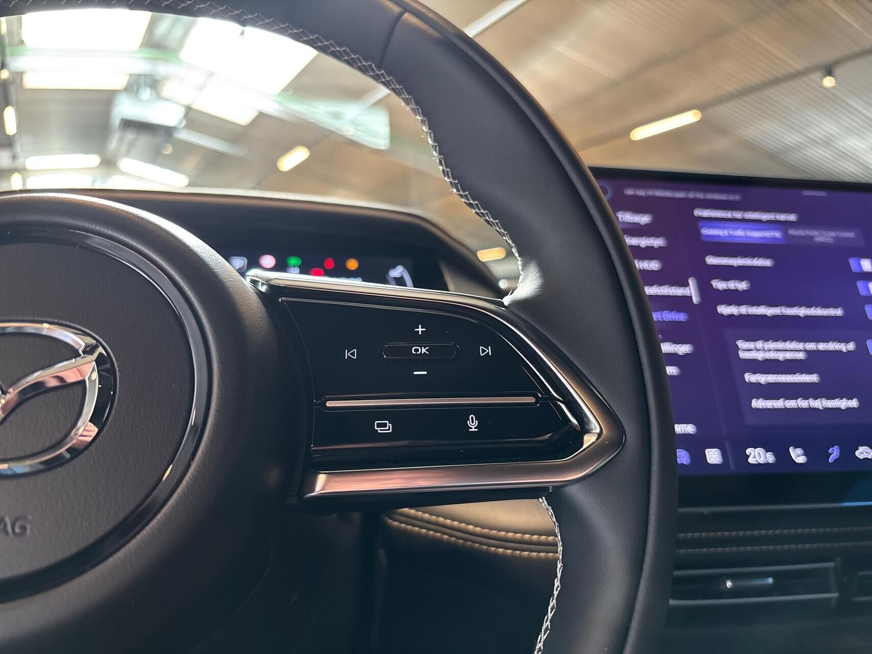 Grå Mazda 6e fra 2026