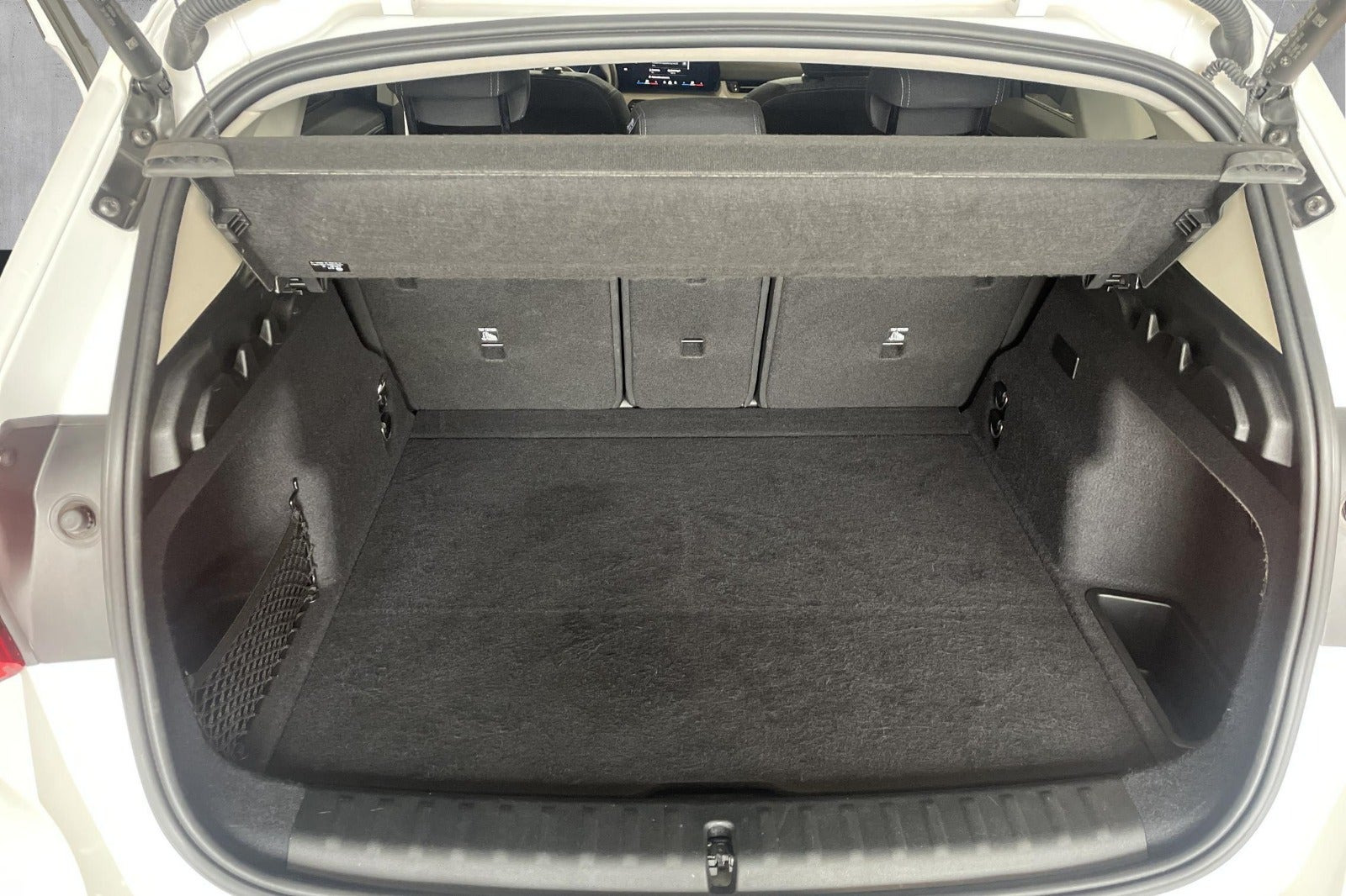 Hvid BMW iX1 fra 2024