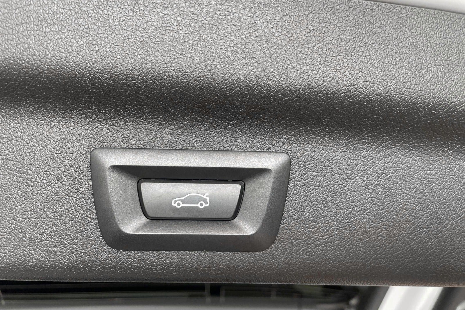 Hvid BMW iX1 fra 2024