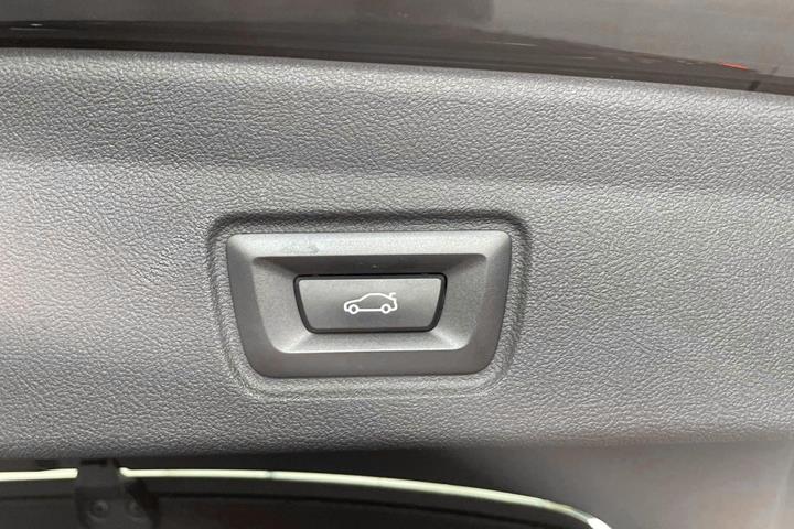 Sort BMW i4 fra 2023