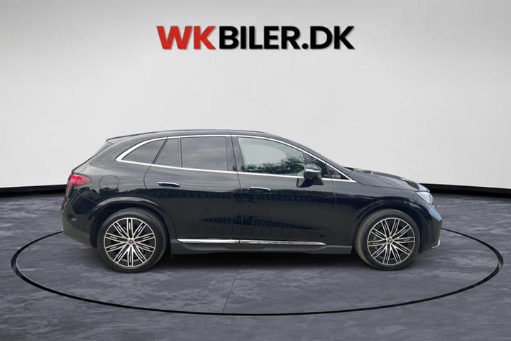 Sort Mercedes EQE350 SUV fra 2025