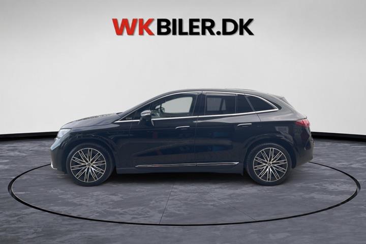 Sort Mercedes EQE350 SUV fra 2025