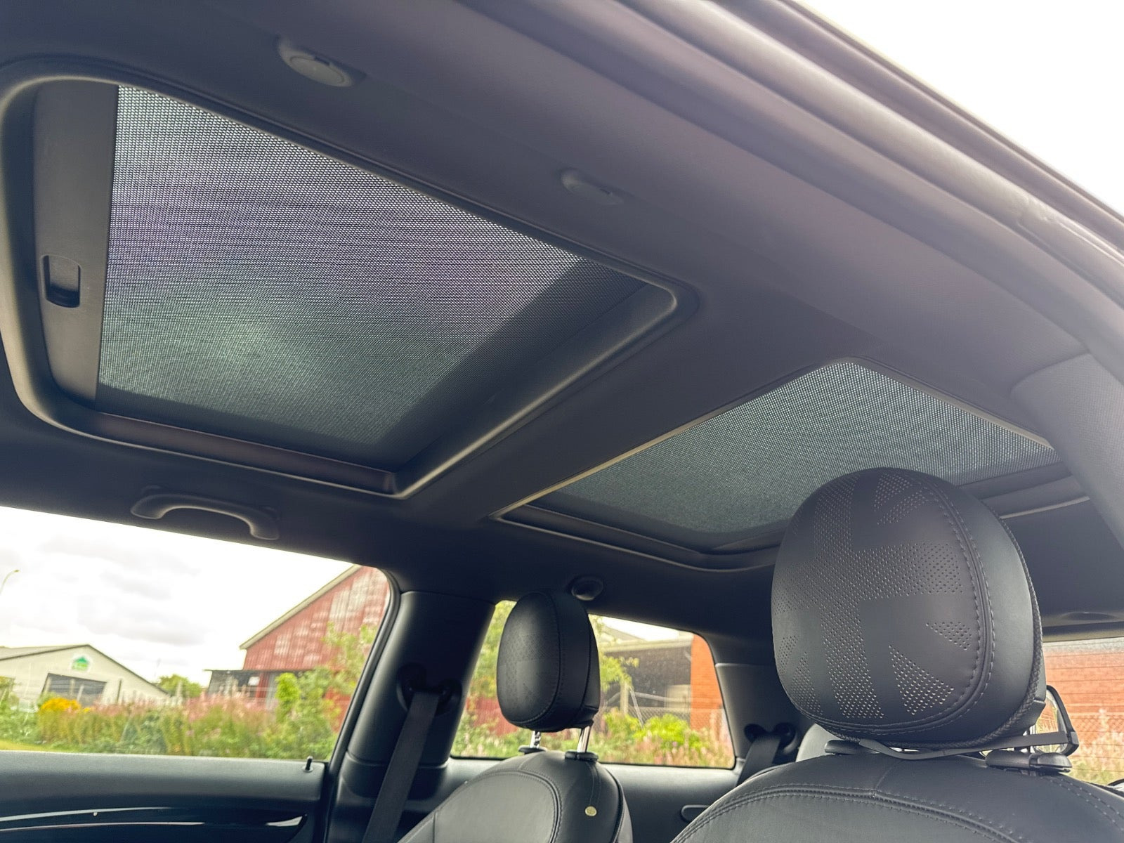 Sort Mini Cooper SE fra 2020