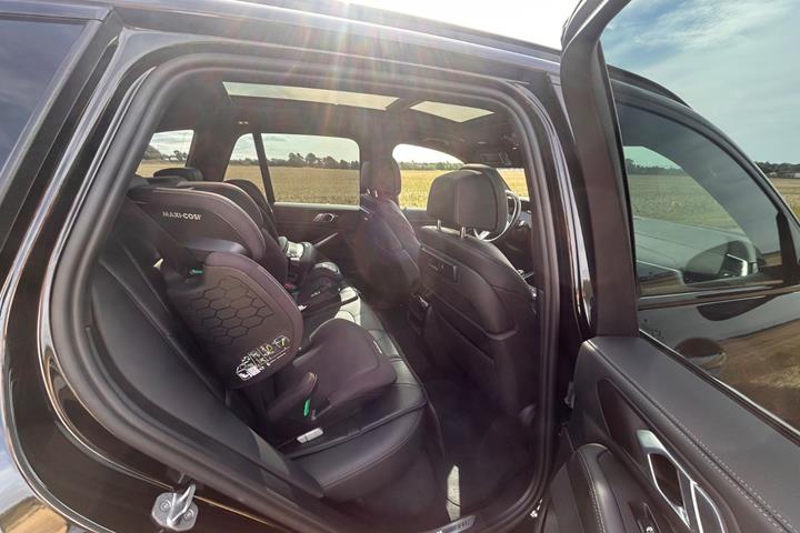 Sort BMW X5 fra 2022