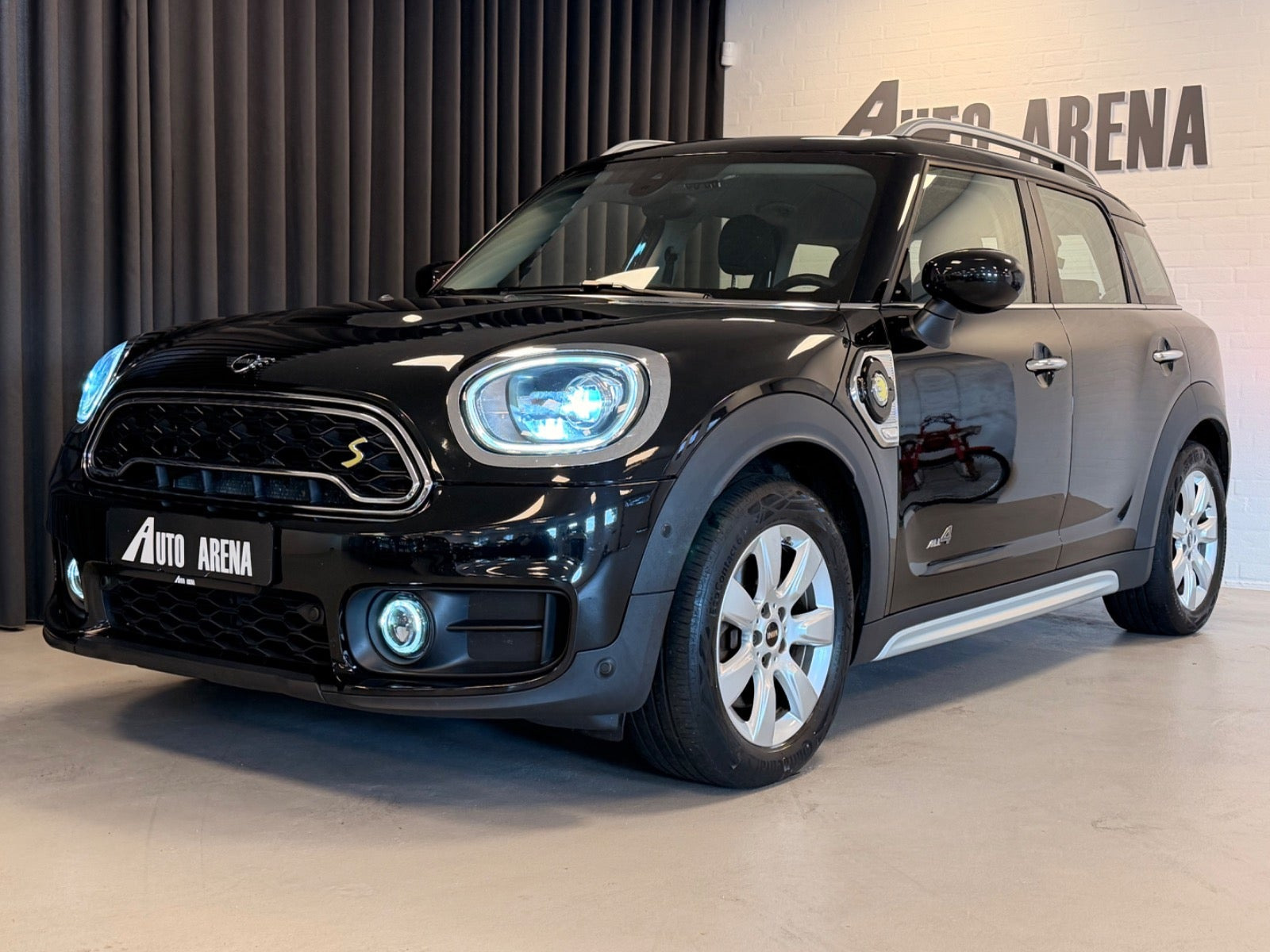 Sort Mini Countryman Cooper SE fra 2020
