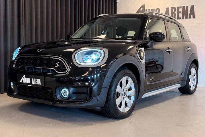 Sort Mini Countryman Cooper SE fra 2020