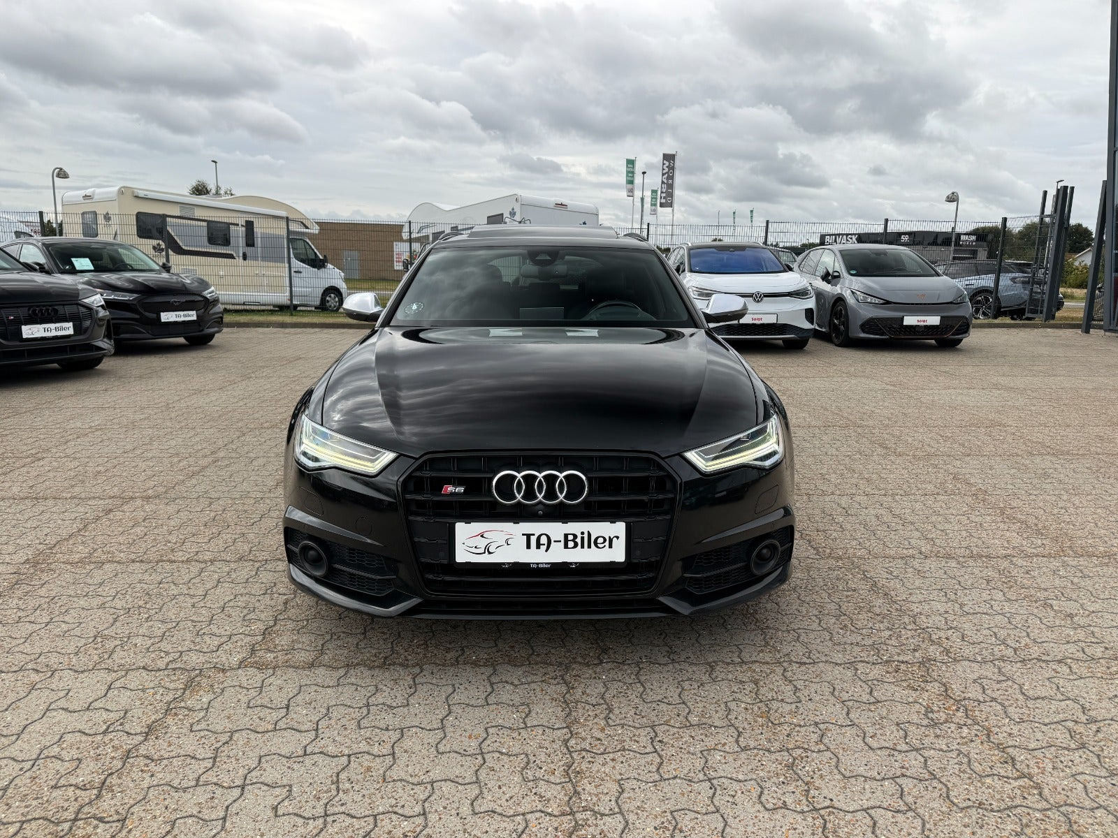 Sort Audi S6 fra 2017